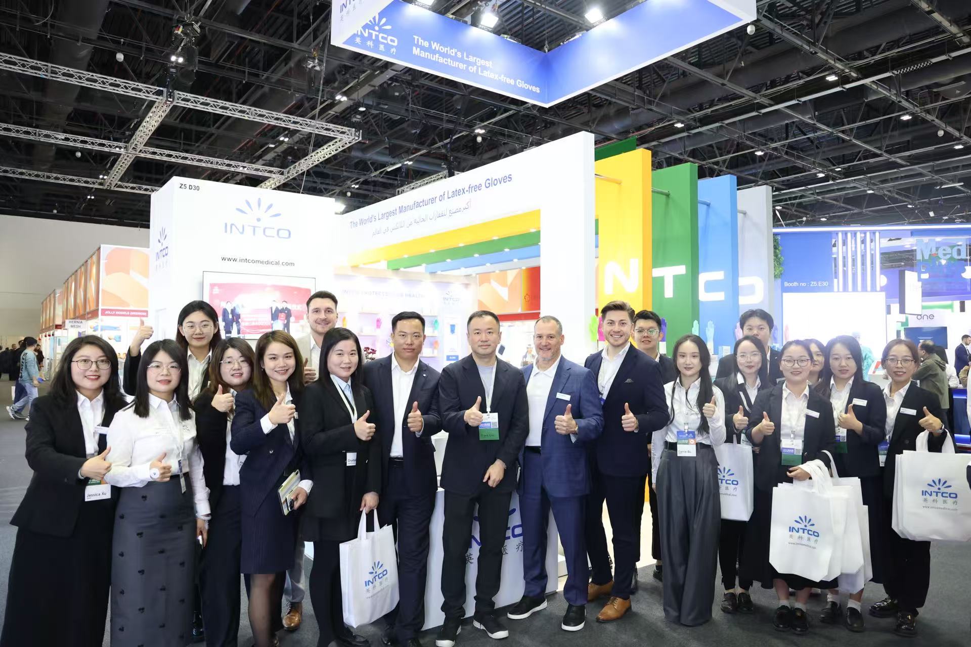 新年首展！365速发国际医疗亮相Arab Health 2025